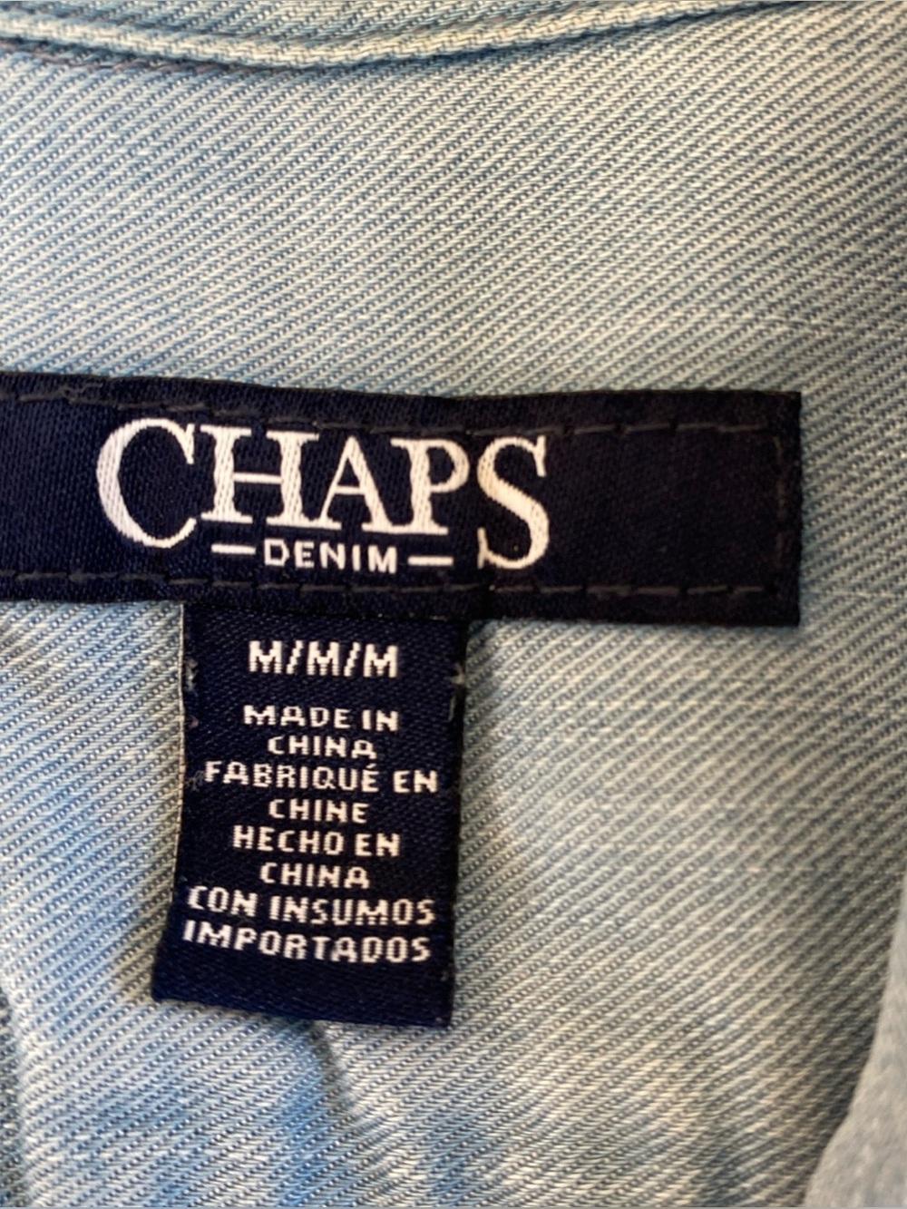 CHAPS Women's Sz M Chambray Blue Shirt Button Up L/S Pockets Tencel Classic - Picture 6 of 10